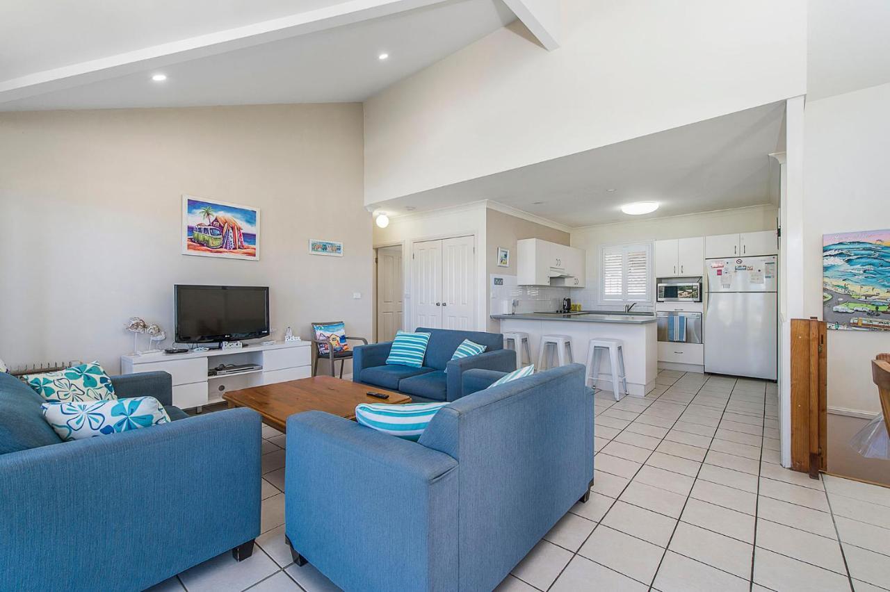 Holiday home Breakers 2 213 East Street Crescent Head